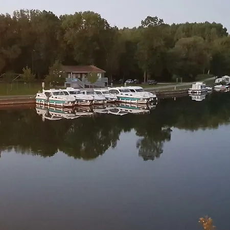 Homestay szállás Chambres D'hotes Roullet-Saint-Estèphe